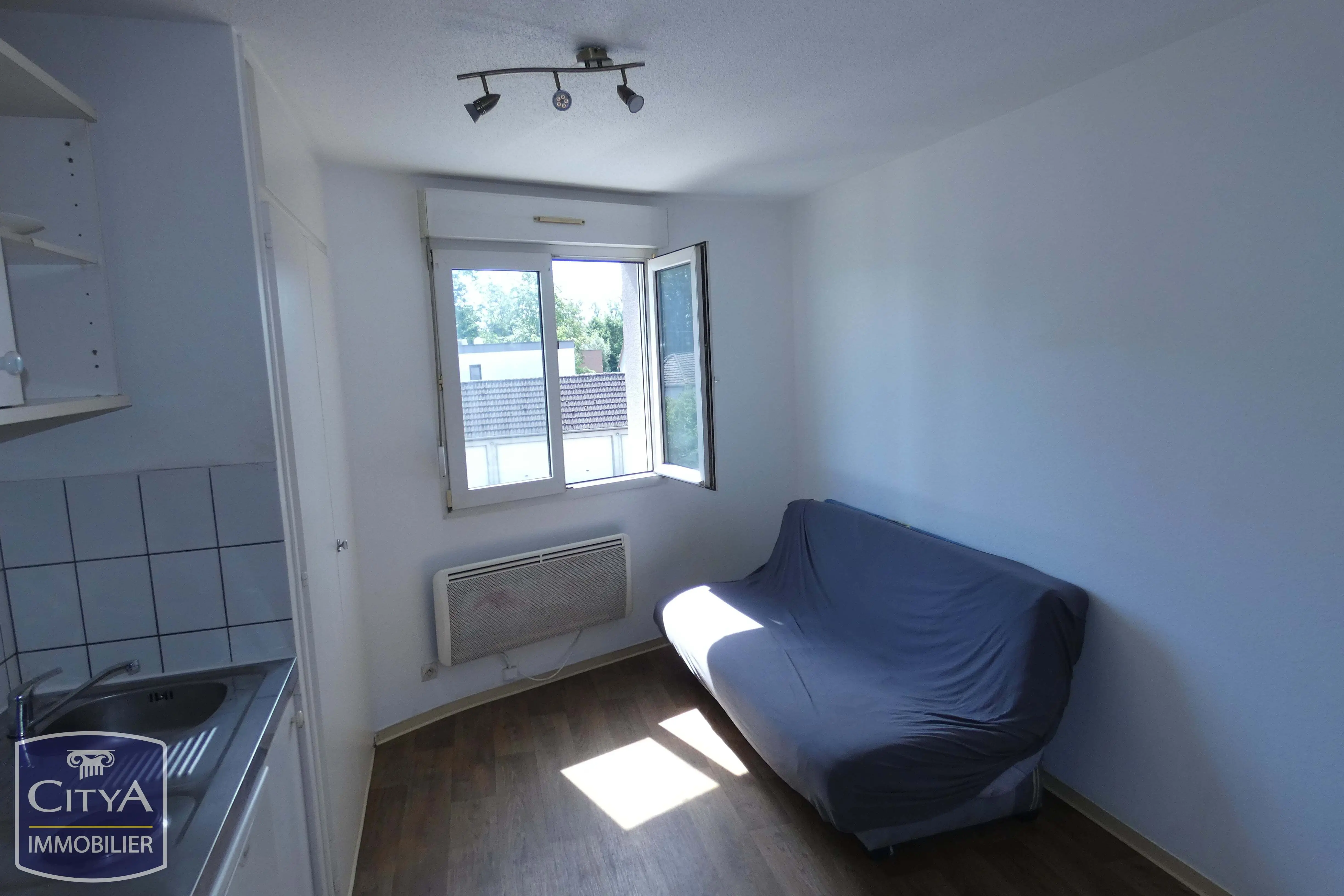 Photo 2 Appartement 1 pièce 17m²