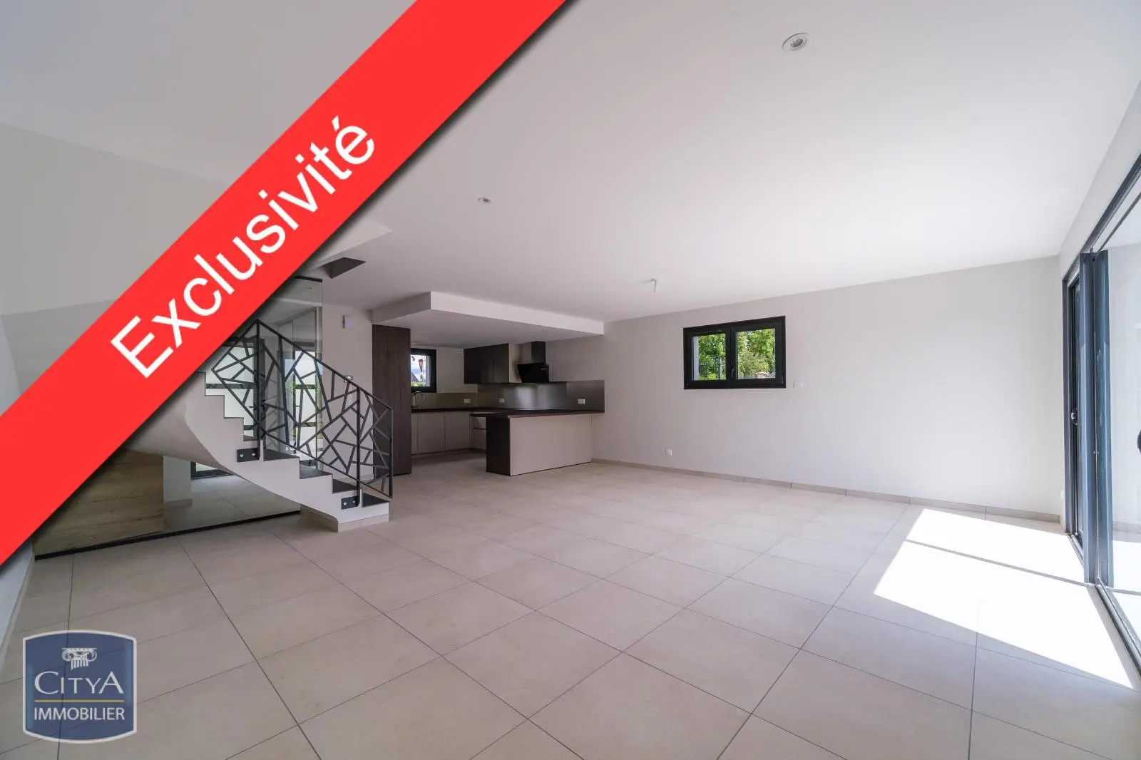 Photo 1 Maison 5 pièces 117.04m²