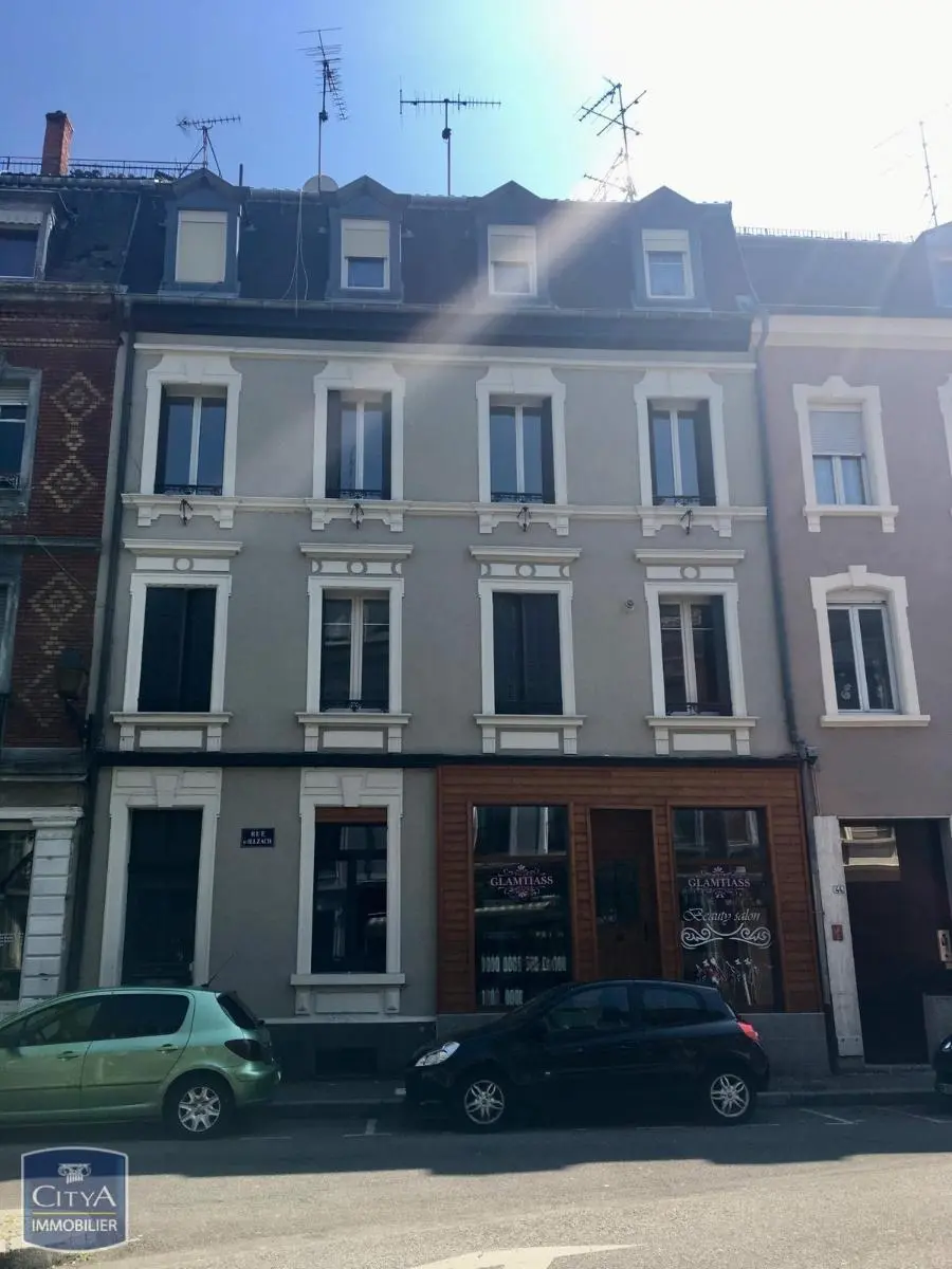 Photo 1 Immeuble 220m²