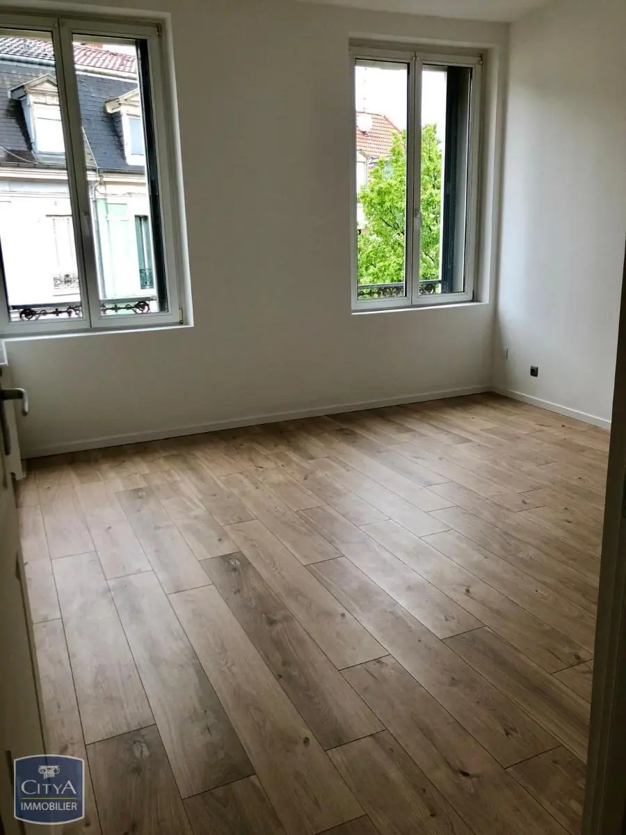 Photo 13 Immeuble 220m²