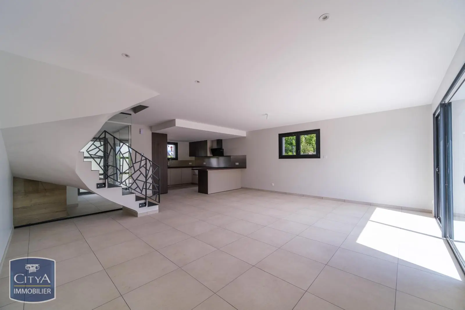 Photo 1 Maison 5 pièces 117.04m²