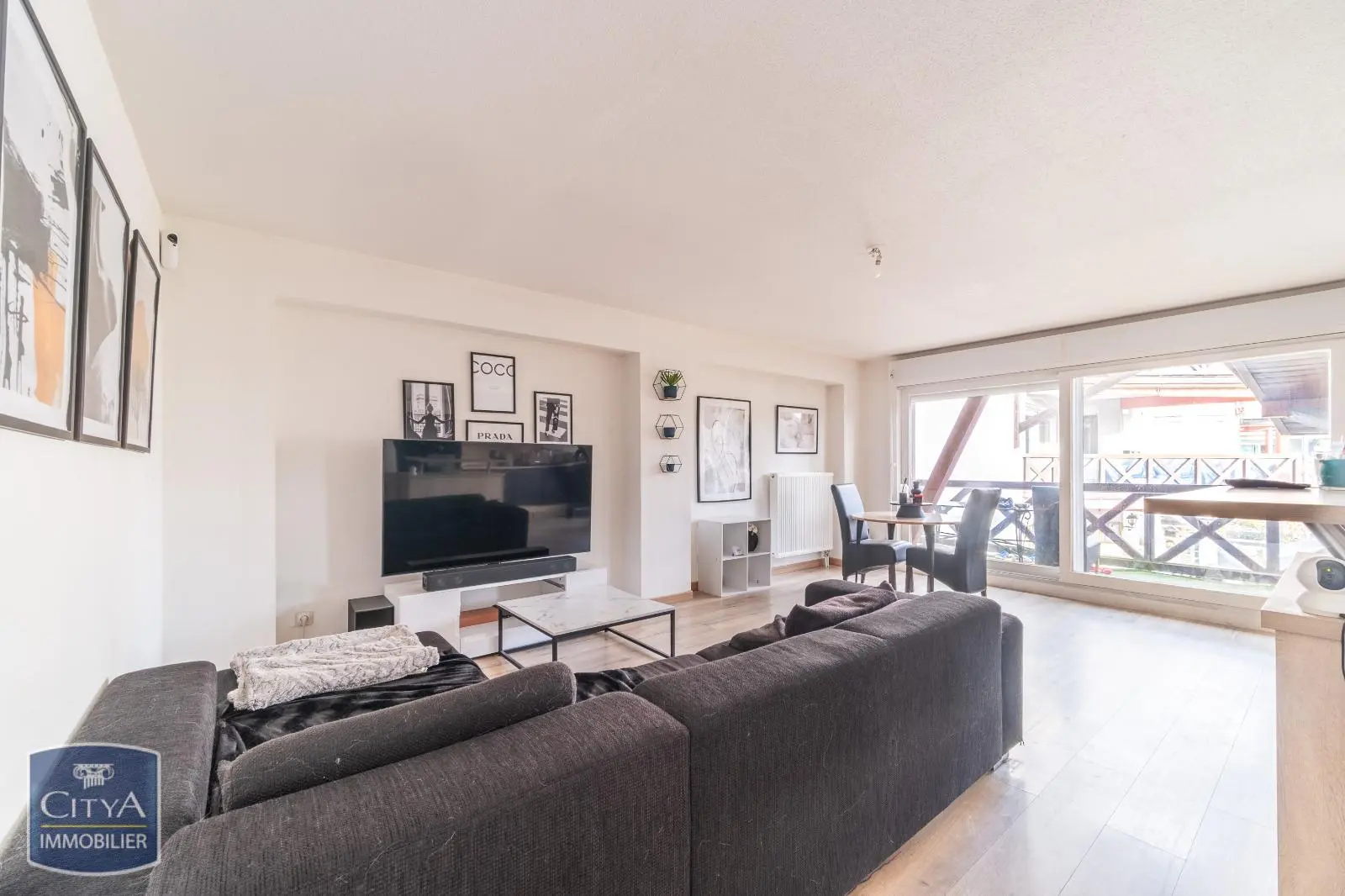 Photo 2 Appartement 2 pièces 57.42m²