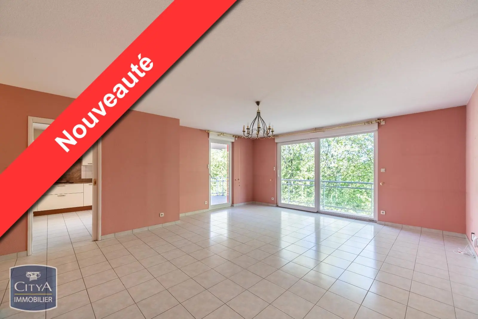 Photo 1 Appartement 3 pièces 100m²