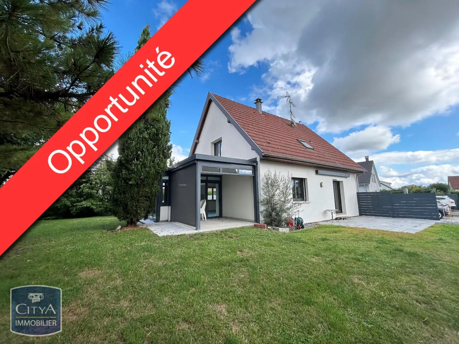 Photo 1 Maison 5 pièces 168m²