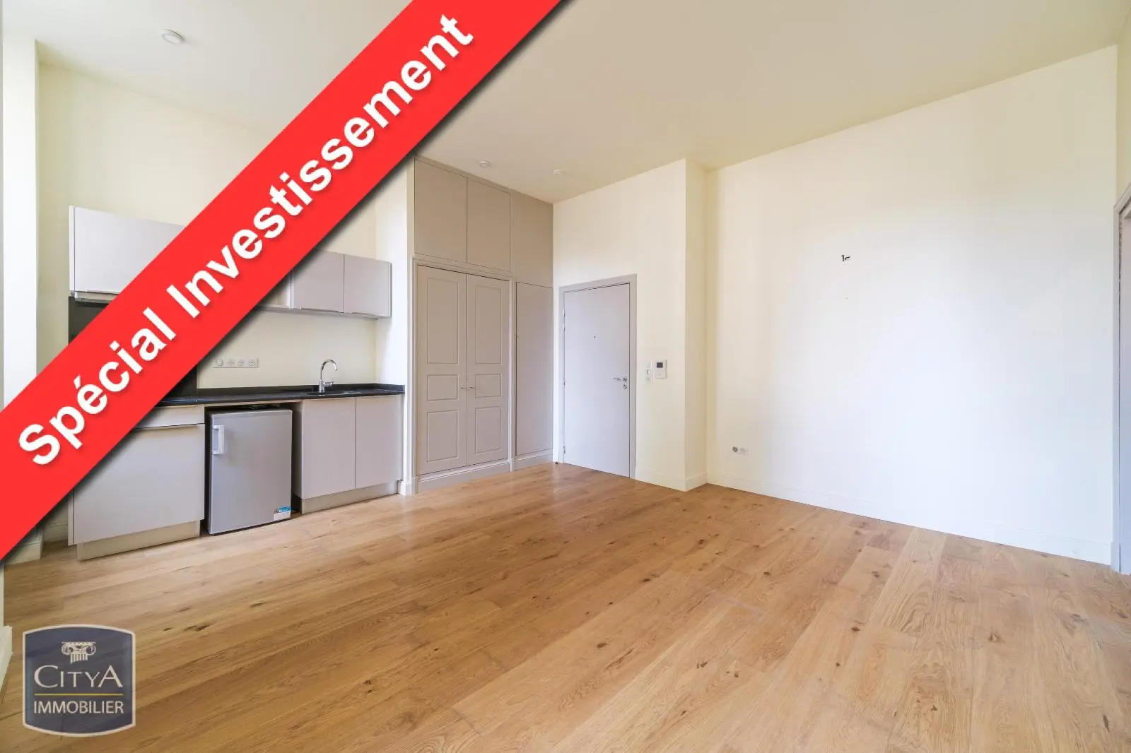 Photo 1 Appartement 1 pièce 30m²