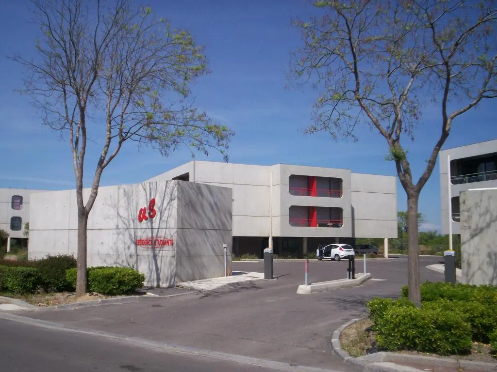 LOCATION APPARTEMENT T1NARBONE