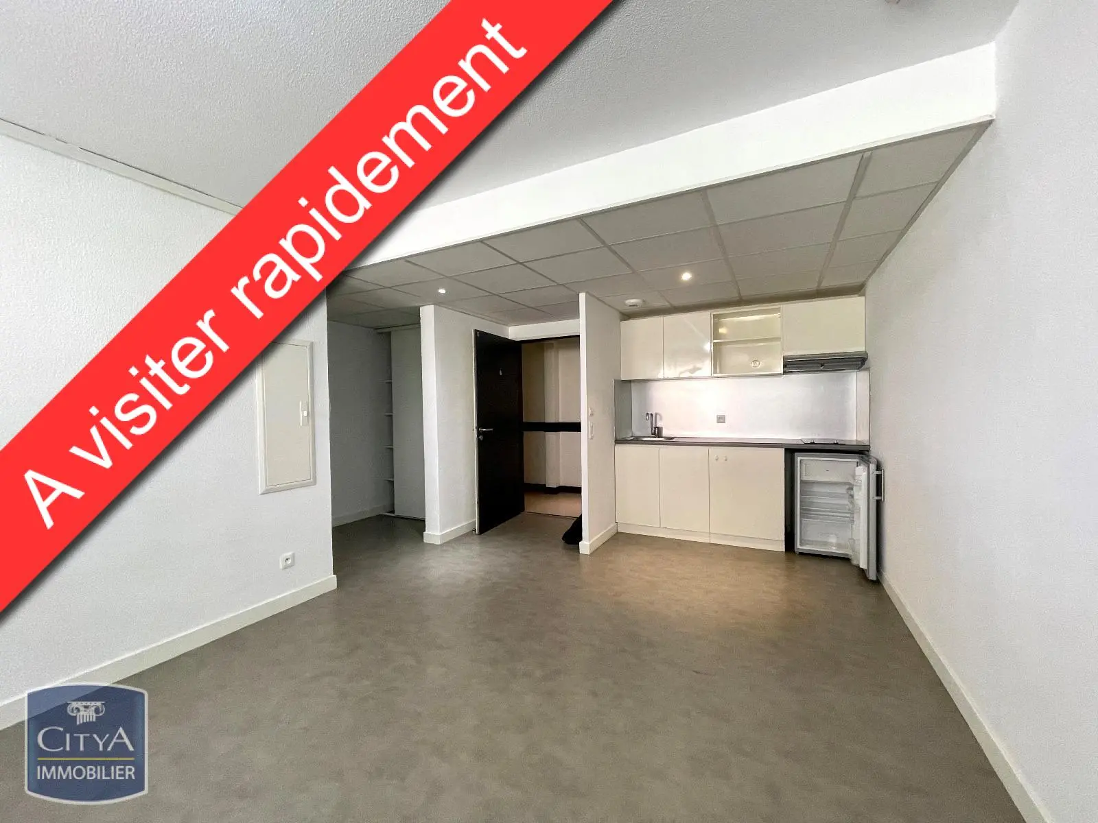 Photo 1 Appartement 1 pièce 31.38m²