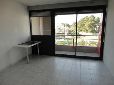 LOCATION 1 PIECES NARBONNE