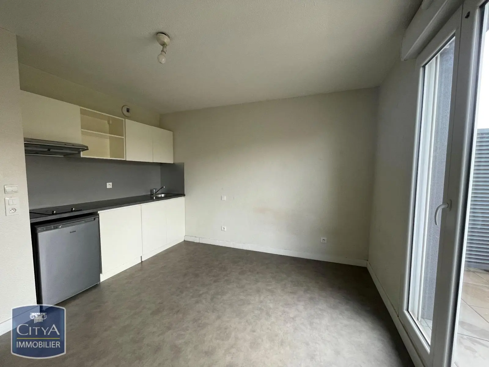 Photo 2 Appartement 1 pièce 19.34m²