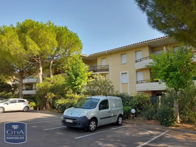 RESIDENCE SECURISEE STUDIO MEUBLE