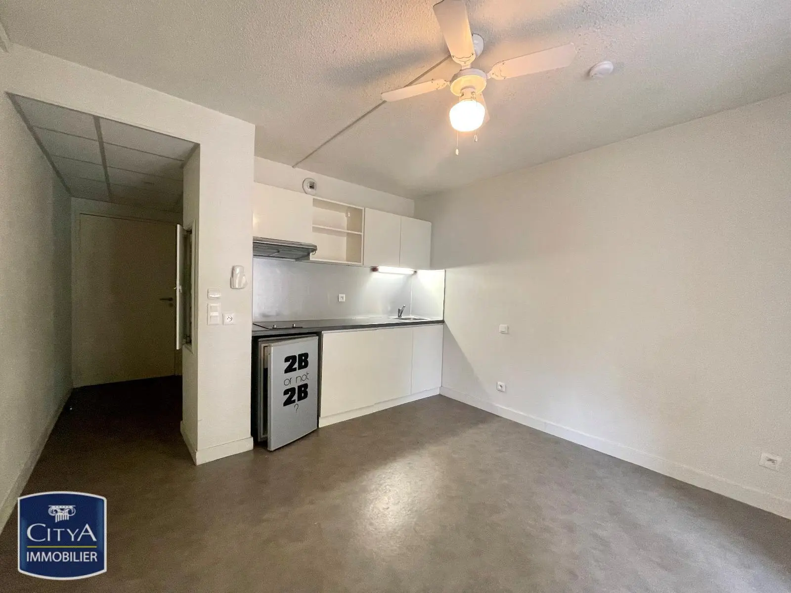 Photo 2 Appartement 1 pièce 20.35m²