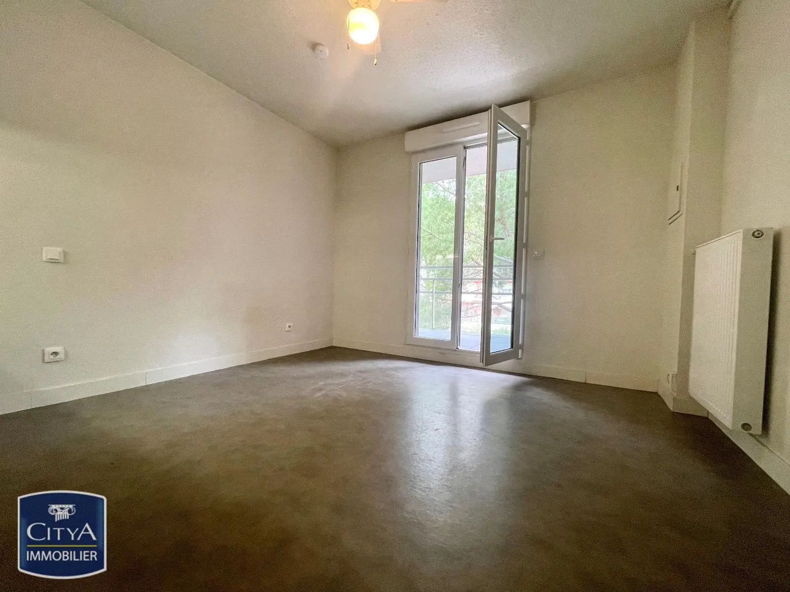 Photo 1 Appartement 1 pièce 20.35m²