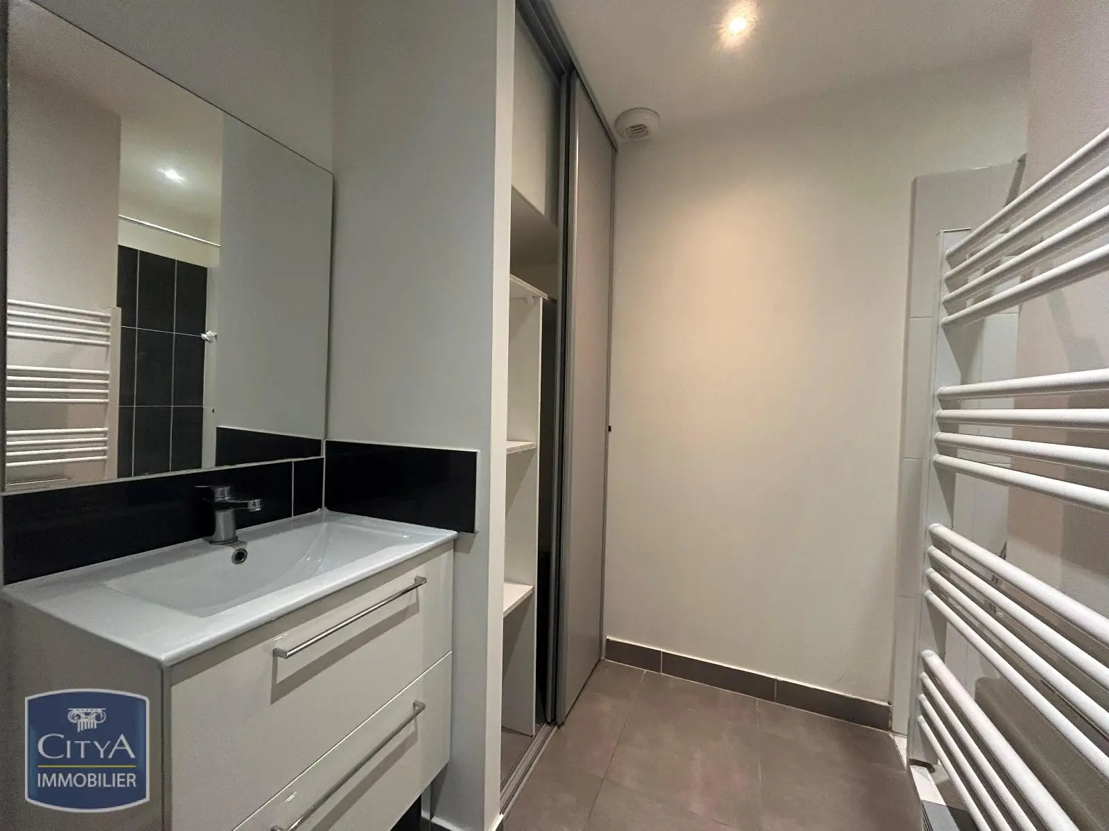 Photo 3 Appartement 2 pièces 56.18m²