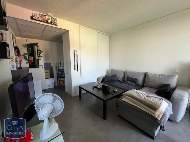 Photo 1 Appartement 1 pièce 31.43m²