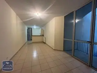 séjour avec balcon