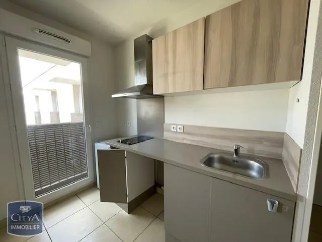 Photo 3 Appartement 1 pièce 34.1m²