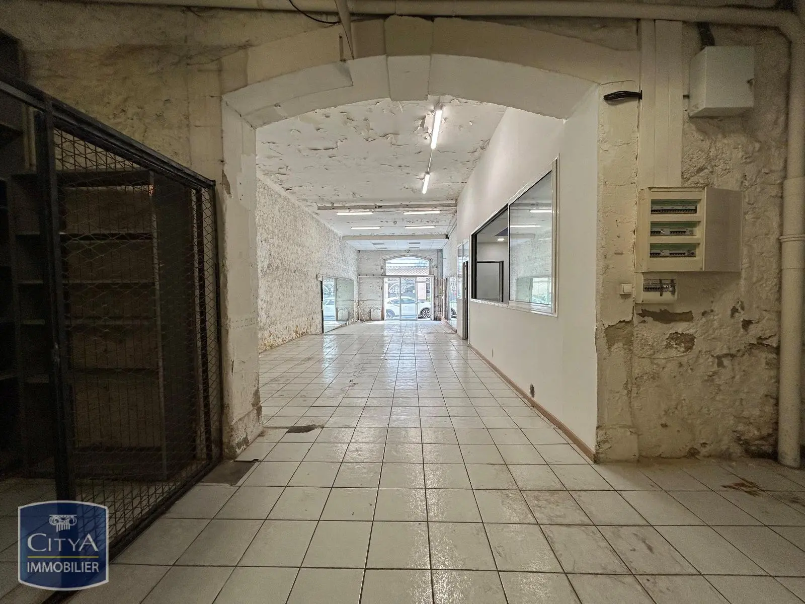 Photo 6 Local Commercial 411m²