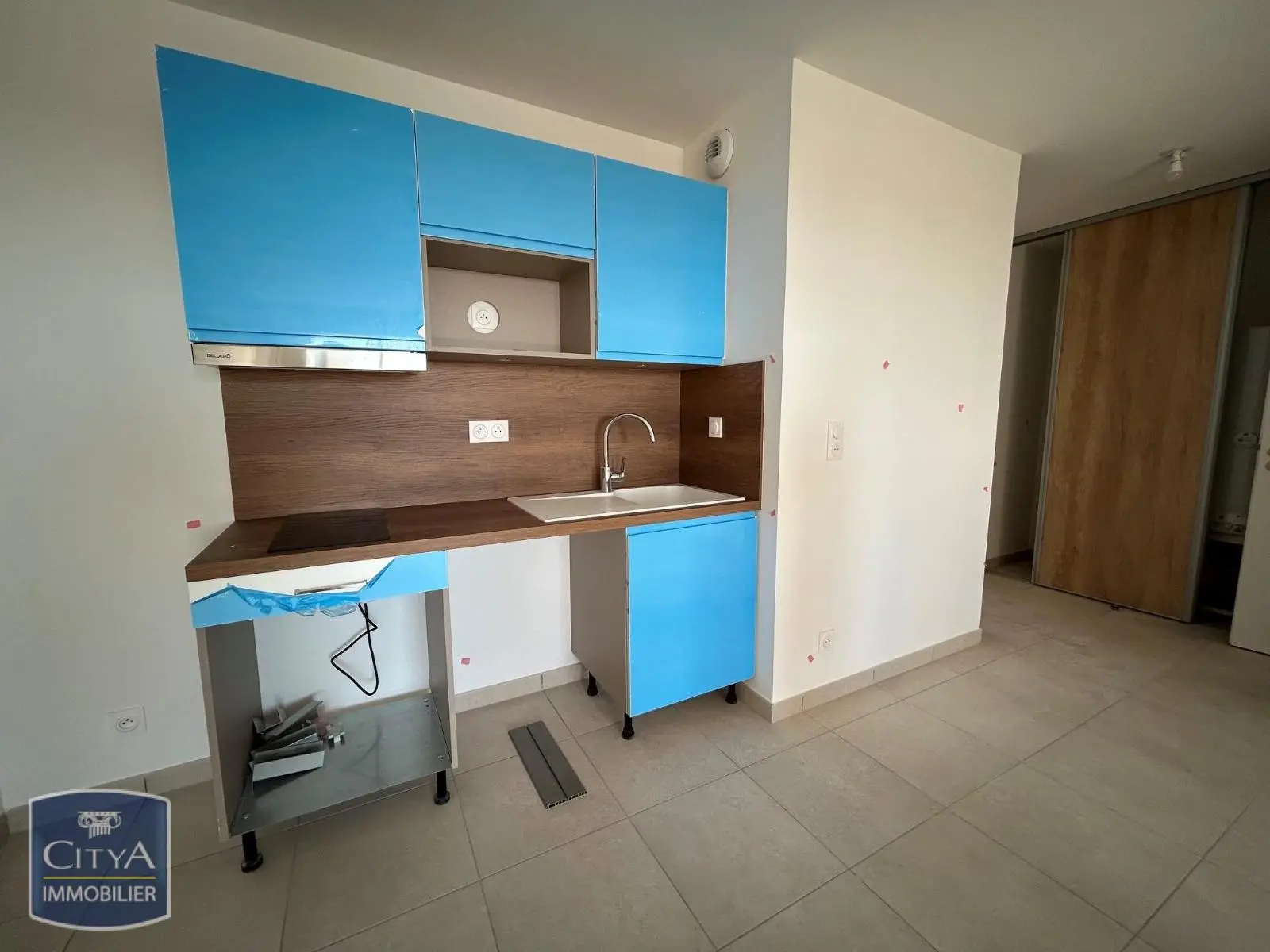 Photo 2 Appartement 1 pièce 43.59m²
