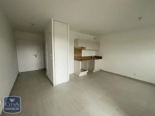 Photo 2 Appartement 1 pièce 37.59m²