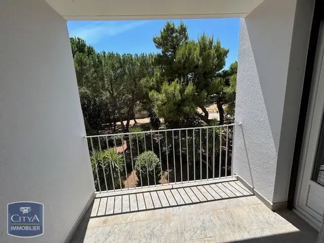 T4 AVEC BALCON BEZIERS