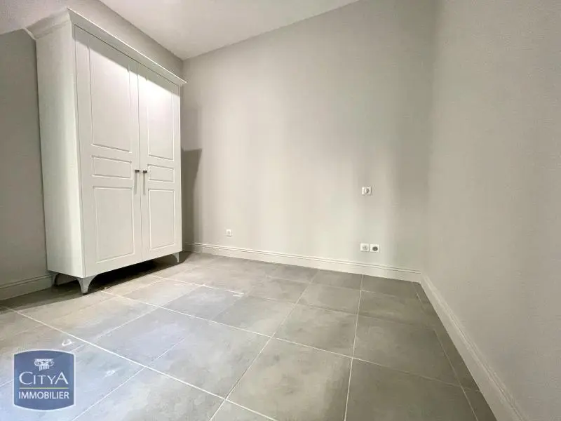 Photo 3 Appartement 2 pièces 49.8m²