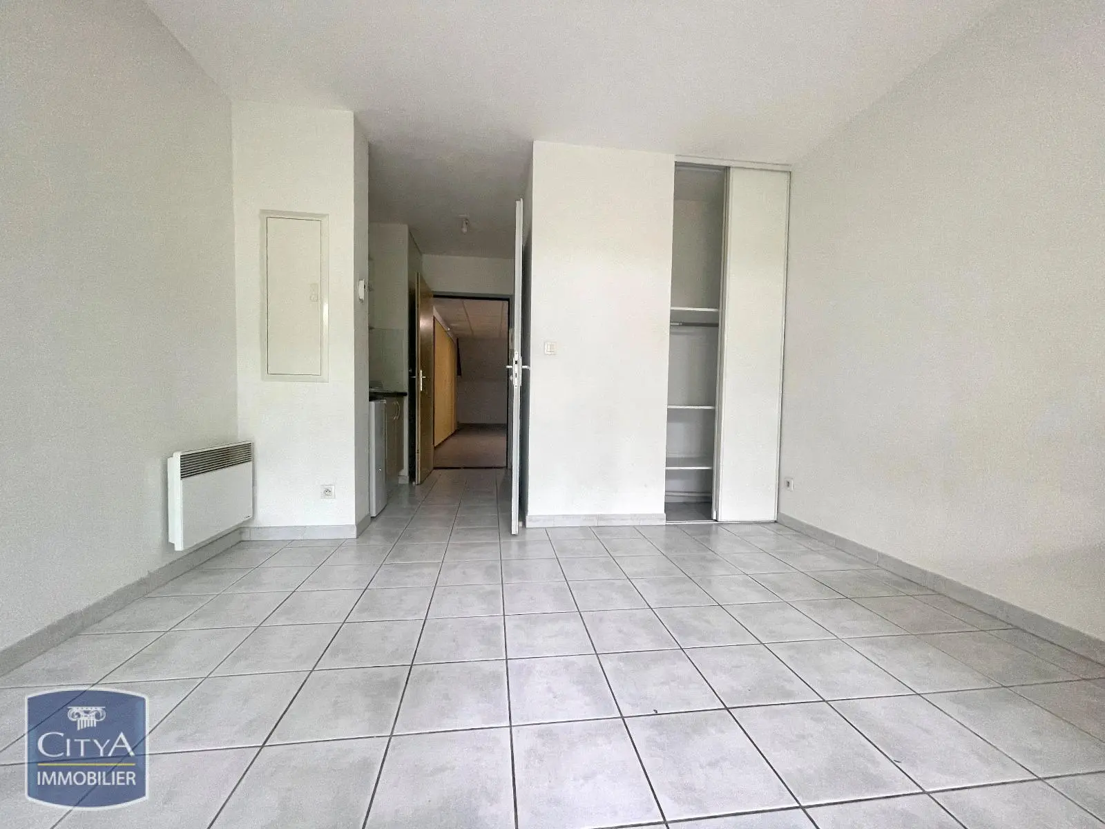 Photo 2 Appartement 1 pièce 20.41m²