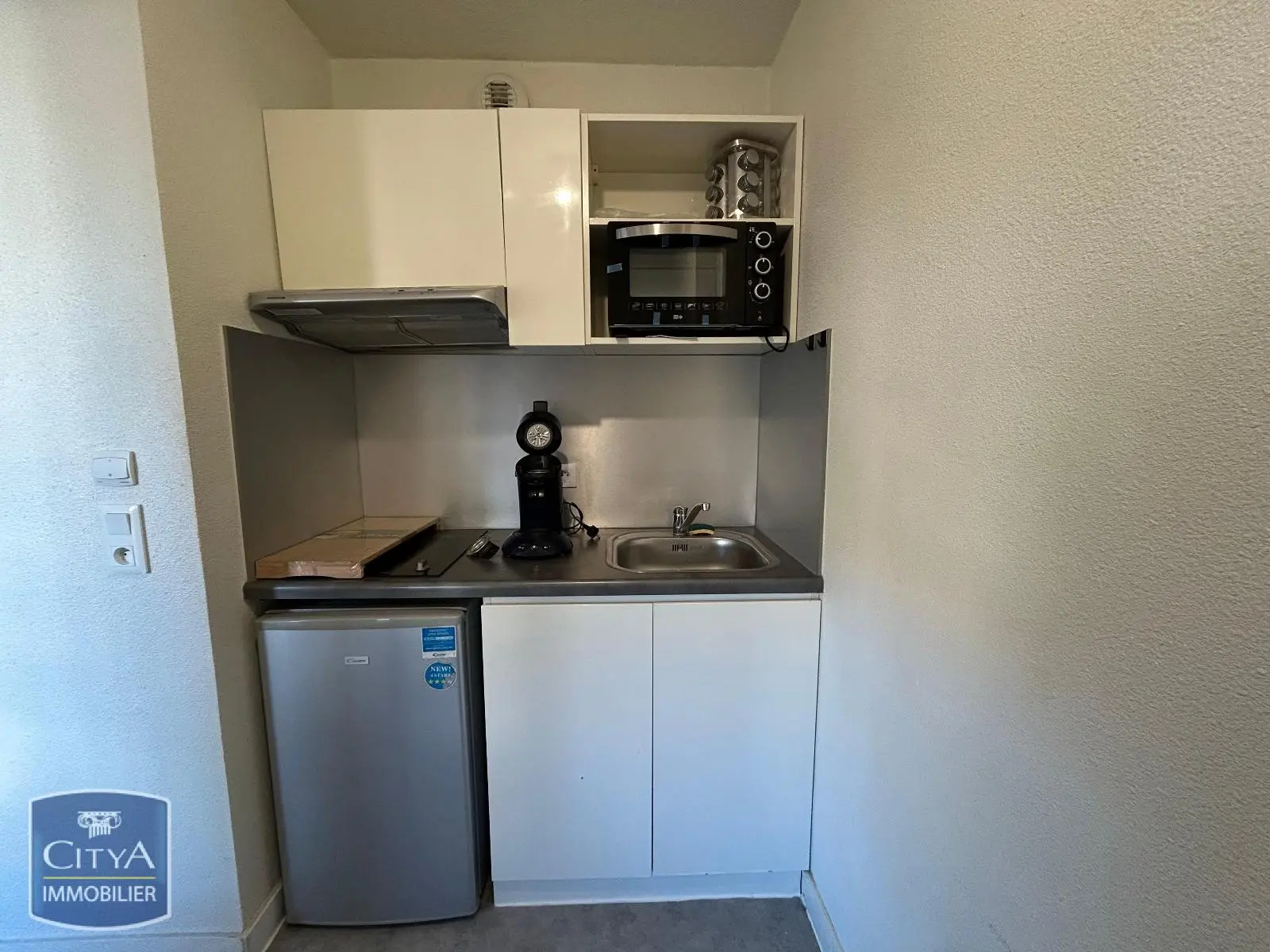 Photo 3 Appartement 1 pièce 28.28m²