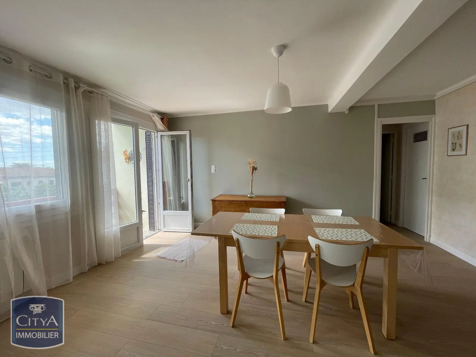 Photo 2 appartement Béziers