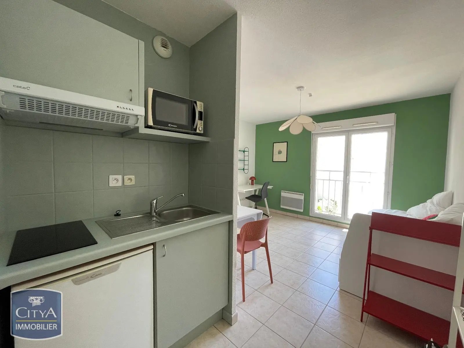 Photo 2 Appartement 1 pièce 21.84m²