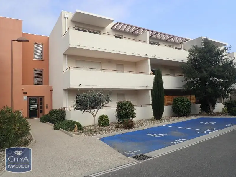 RESIDENCE RECENTE