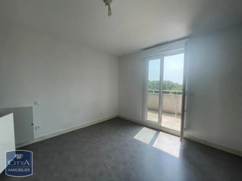 Photo 1 Appartement 1 pièce 20.86m²
