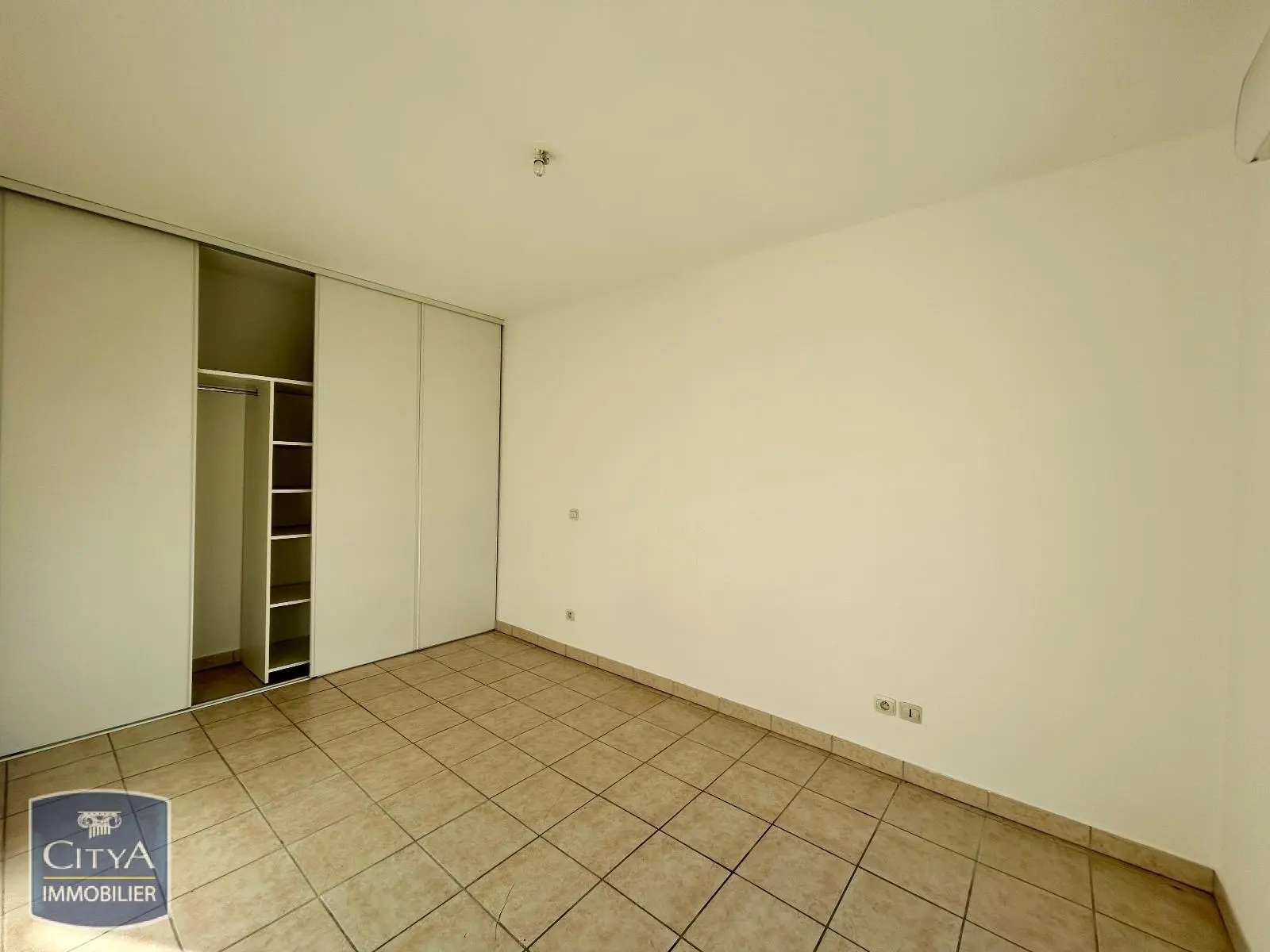 Photo 4 Appartement 1 pièce 38.46m²