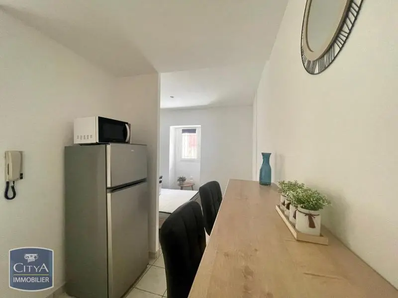Photo 2 Appartement 1 pièce 18.52m²