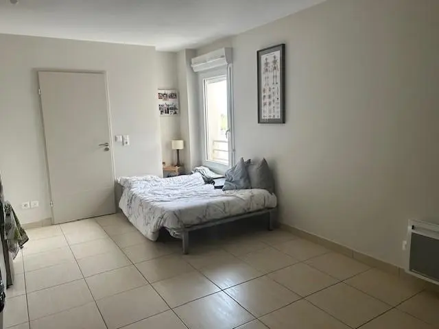 Photo 2 Appartement 1 pièce 24.93m²