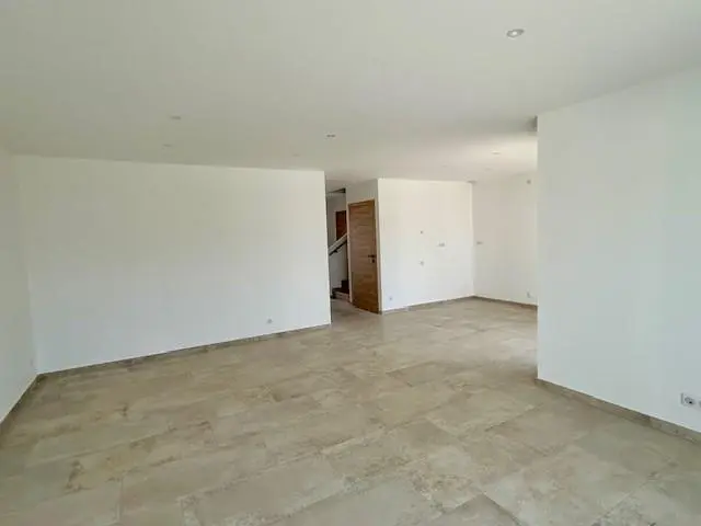 Photo 3 Maison 4 pièces 97.66m²