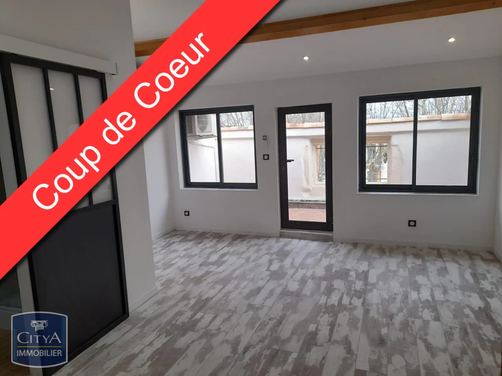 Photo 1 Appartement 1 pièce 34.3m²