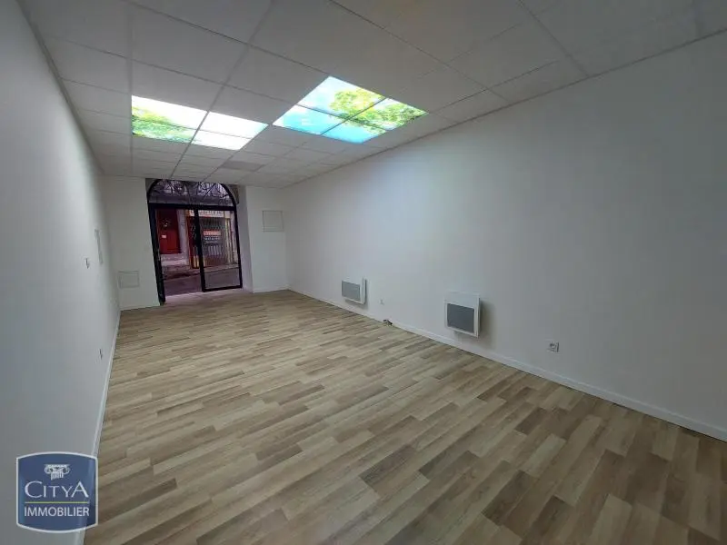 Photo 2 Local Commercial 48.49m²