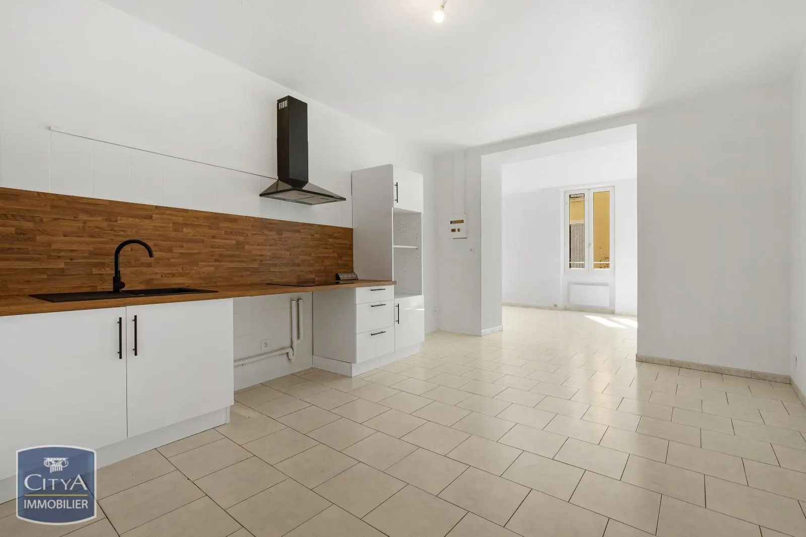 Photo 1 Appartement 3 pièces 76.83m²