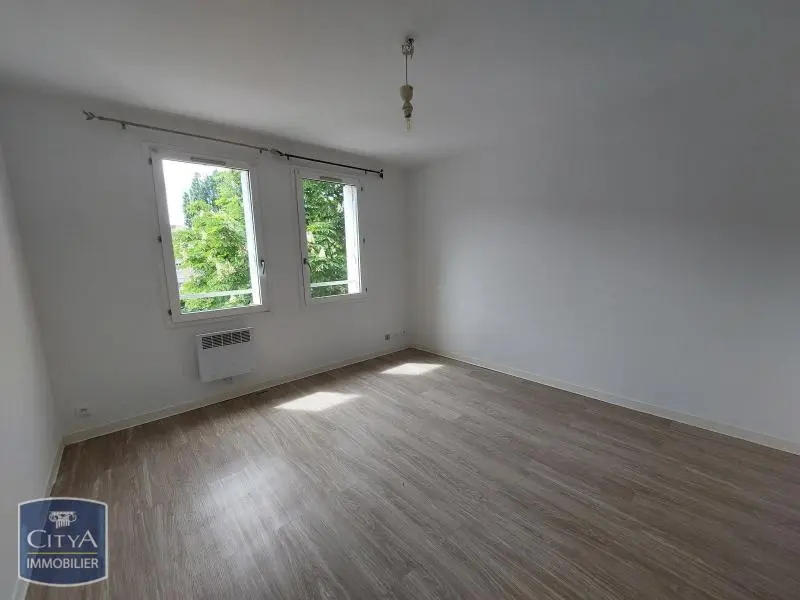 Photo 3 Appartement 1 pièce 20.36m²