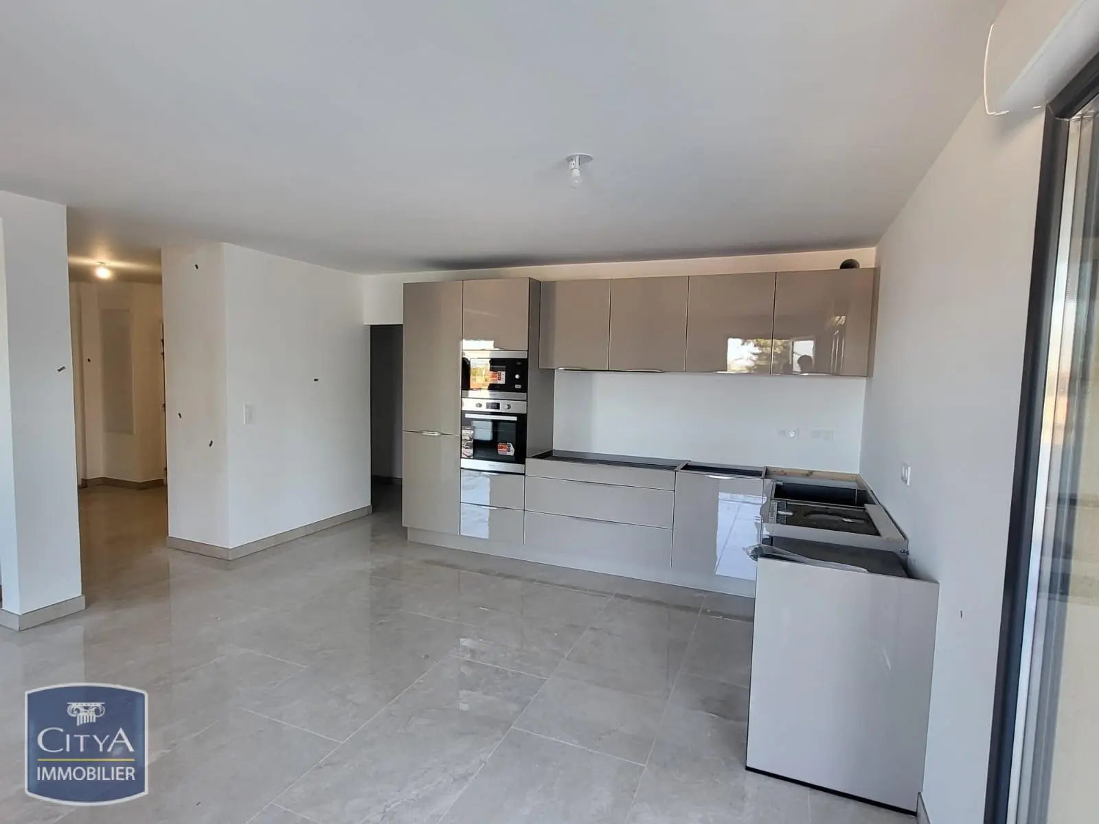 Photo 2 Appartement 3 pièces 116.45m²