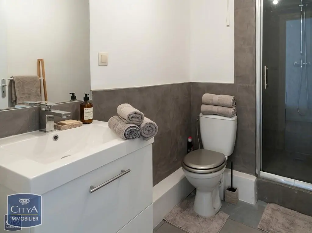 Photo 3 Appartement 1 pièce 39.84m²