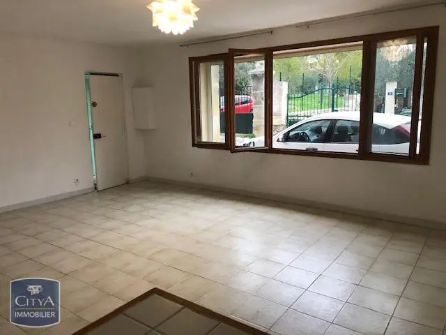 Photo 1 Appartement 3 pièces 113.19m²