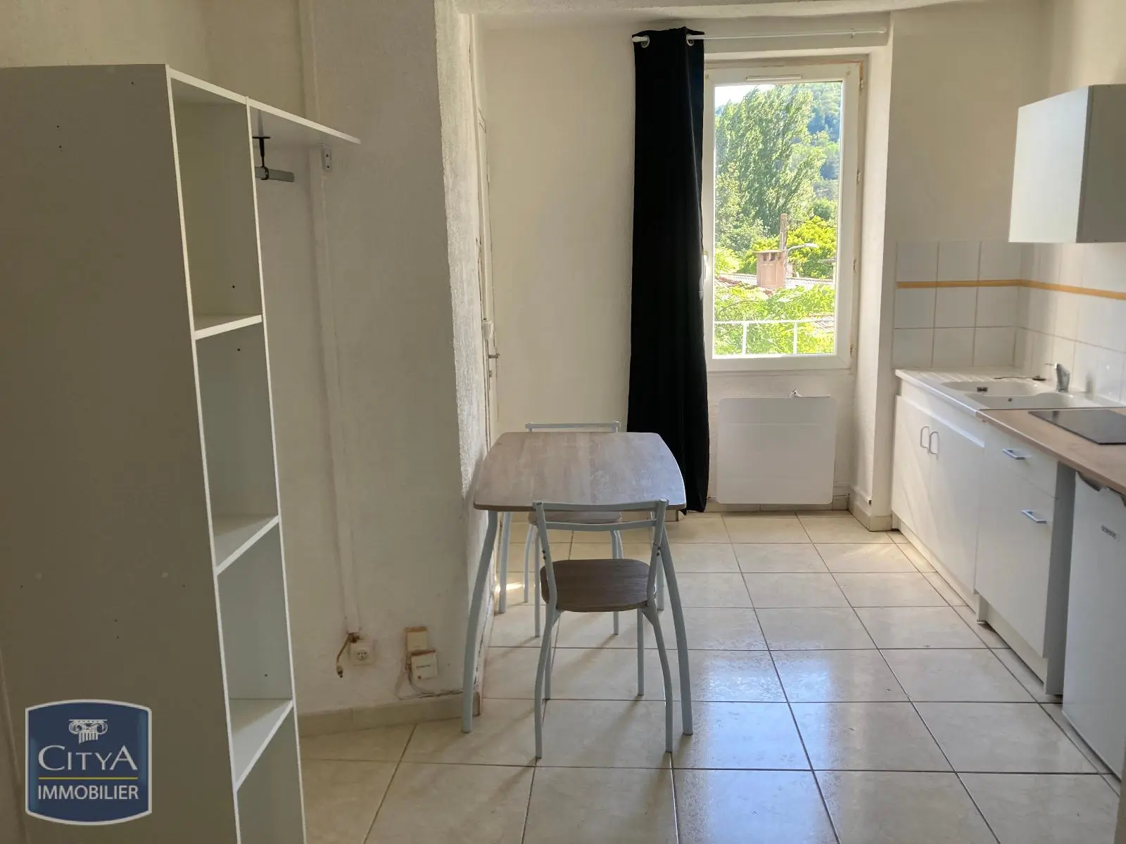 Photo 2 Appartement 1 pièce 18.1m²