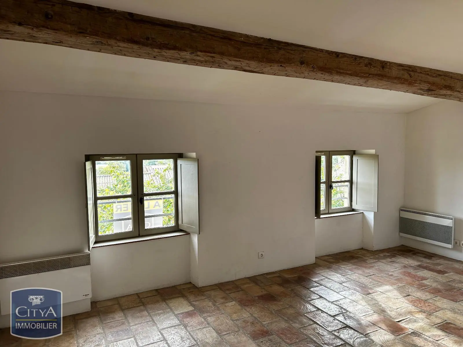 Photo 1 Appartement 1 pièce 23.29m²