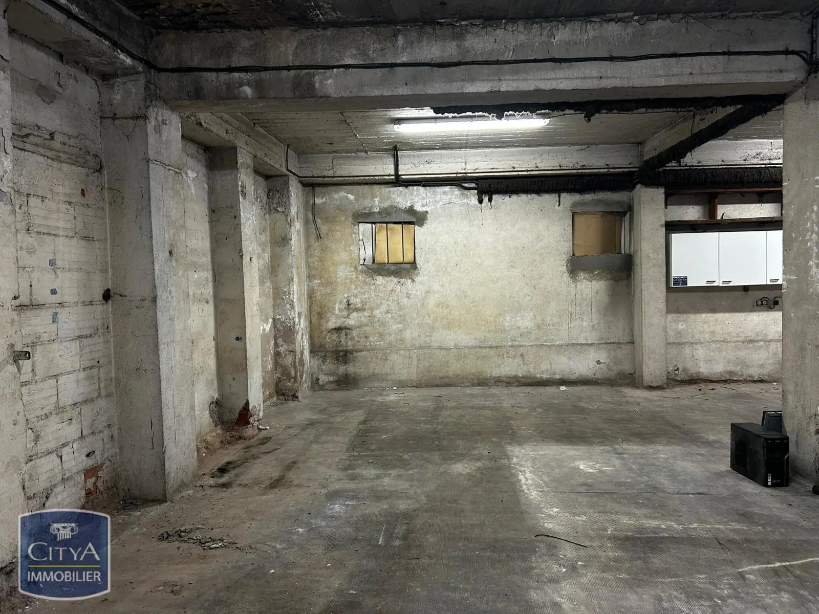 Photo 6 Local Commercial