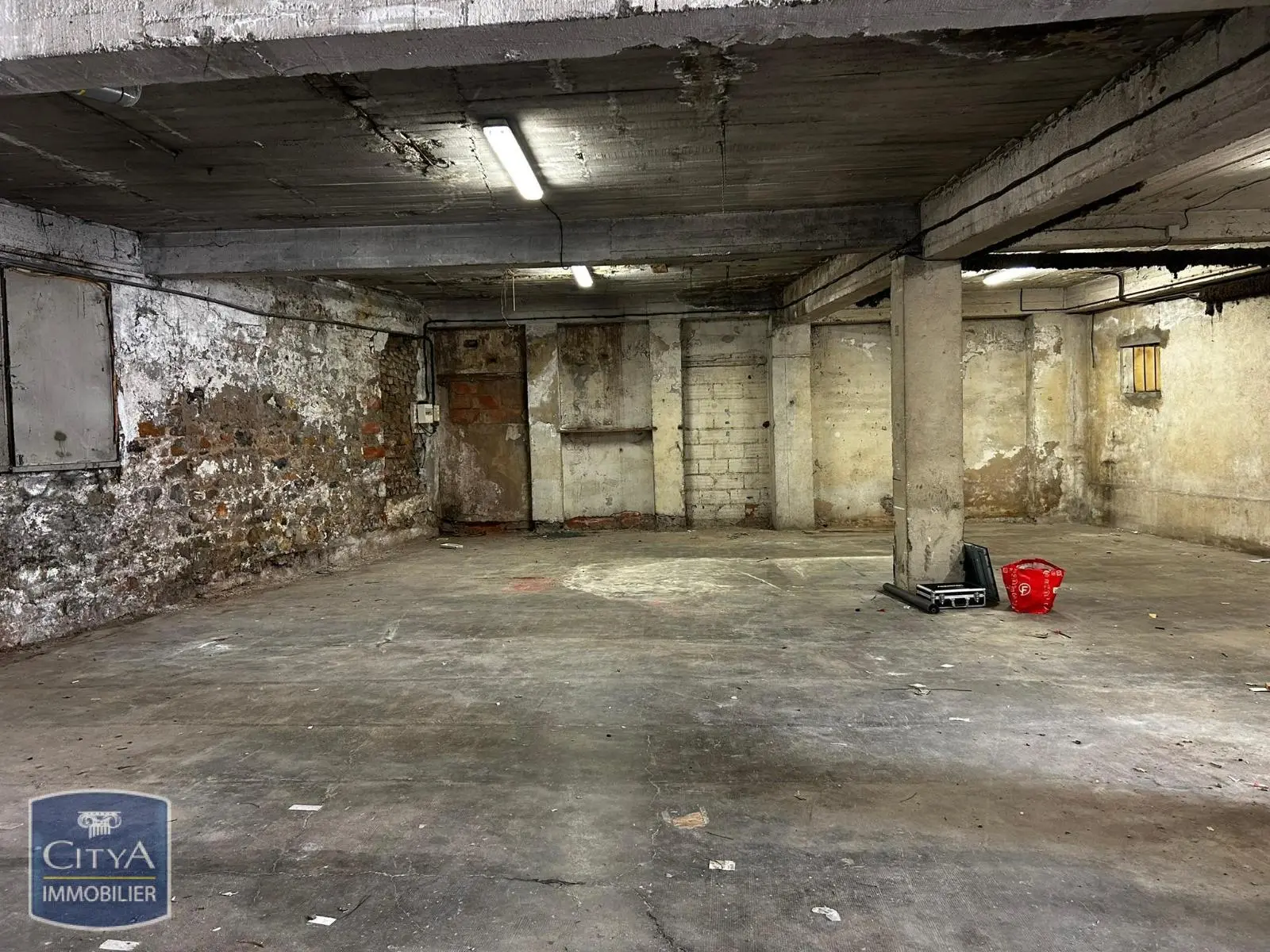 Photo 7 Local Commercial