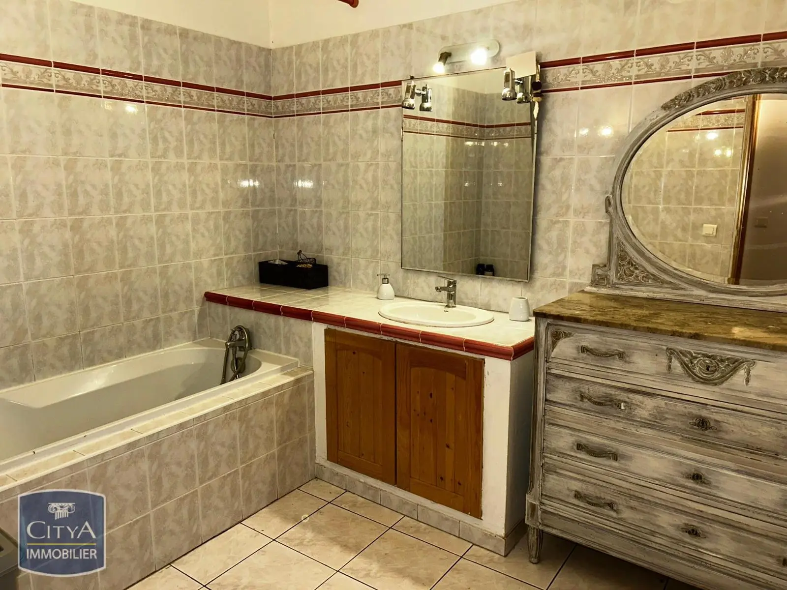 Photo 8 Maison 4 pièces 160m²