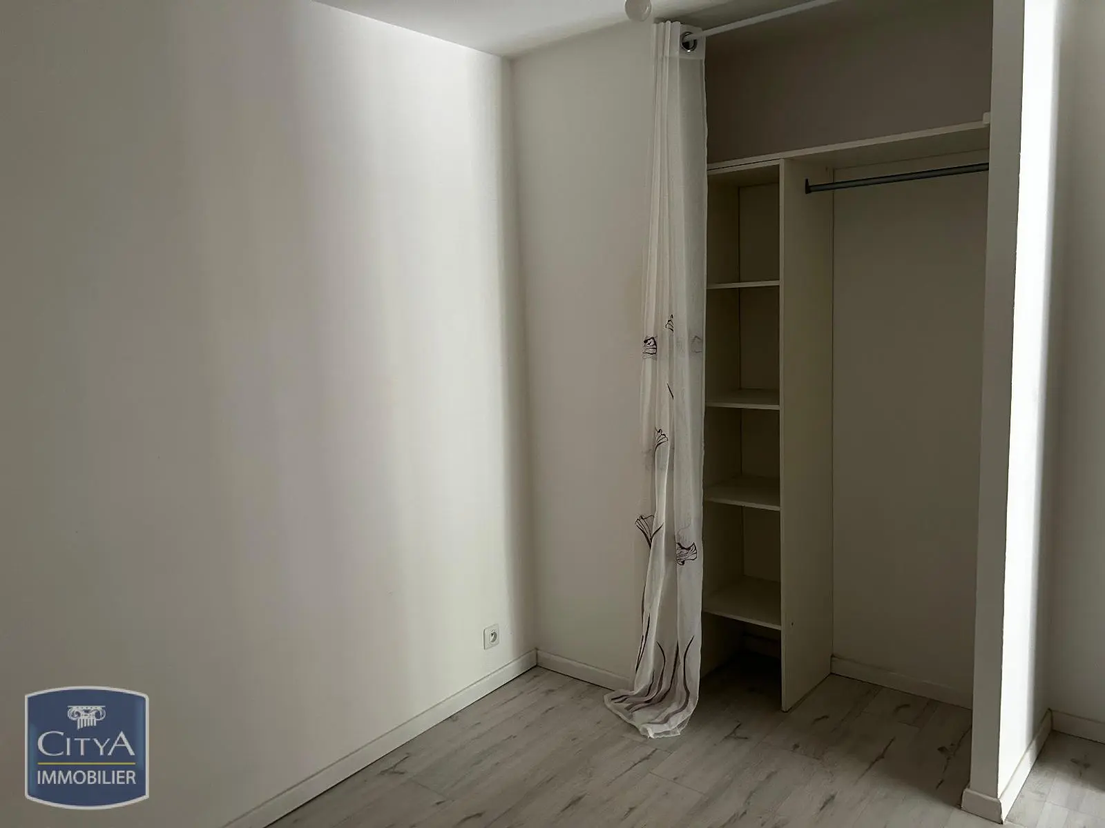Photo 3 Appartement 1 pièce 28.32m²