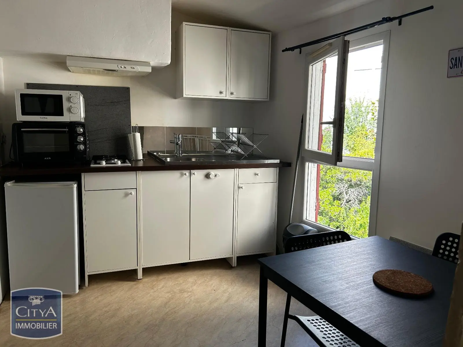 Photo 3 Appartement 1 pièce 21.77m²