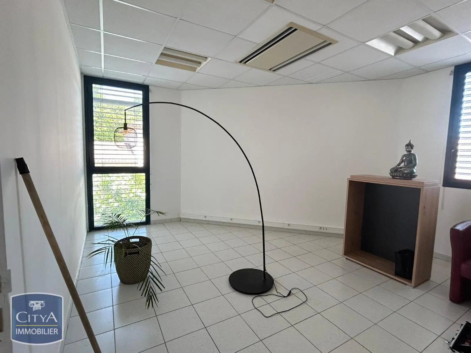 Photo 5 Local Professionnel 1 pièce